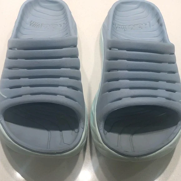 Slides - Picture 3 of 4